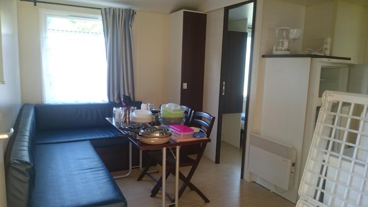 Camping Paradis Le Rocher De La Granelle 勒布奎 外观 照片